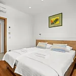 Charming Monte Uliveto With Private Pool In Pula