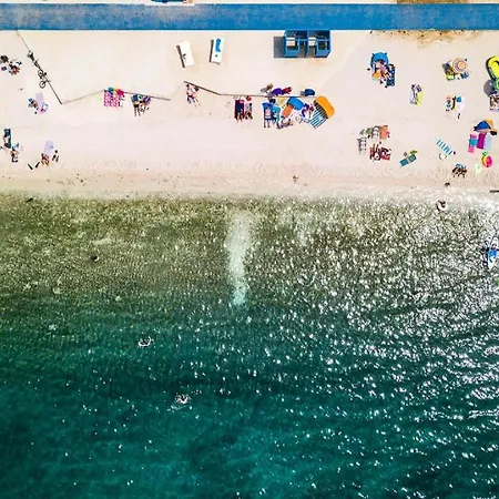 Charming Monte Uliveto With Private Pool In Villa Pula