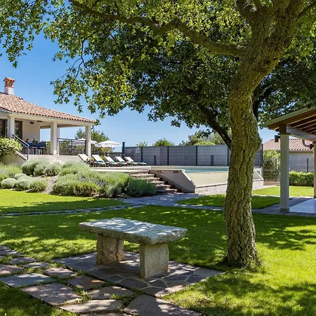 Villa Charming Monte Uliveto With Private Pool In *