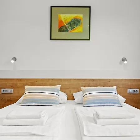 Charming Monte Uliveto With Private Pool In * Pula