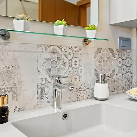 Charming Monte Uliveto With Private Pool In *