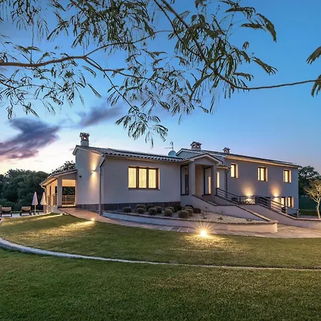 Charming Monte Uliveto With Private Pool In *