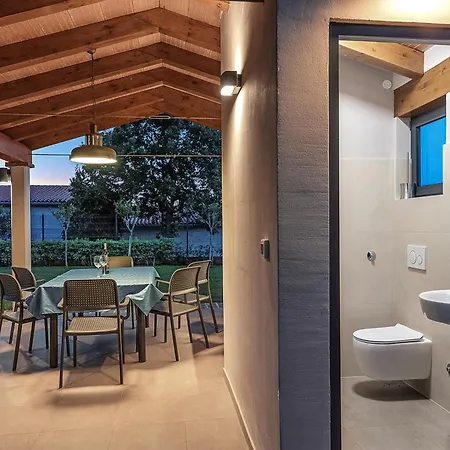 Charming Monte Uliveto With Private Pool In * Pula