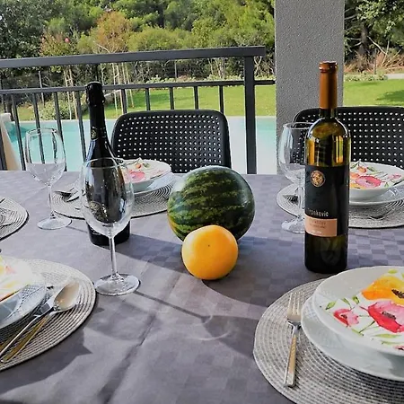 Charming Monte Uliveto With Private Pool In Vila *