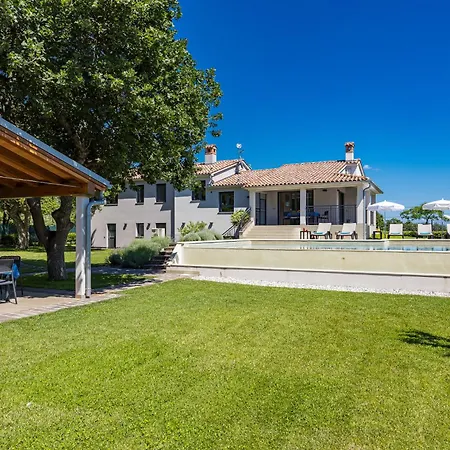 Charming Monte Uliveto With Private Pool In Vila *