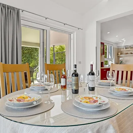 Charming Monte Uliveto With Private Pool In Vila *