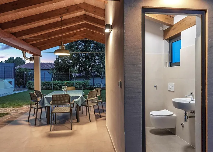 Charming Monte Uliveto With Private Pool In * Pula